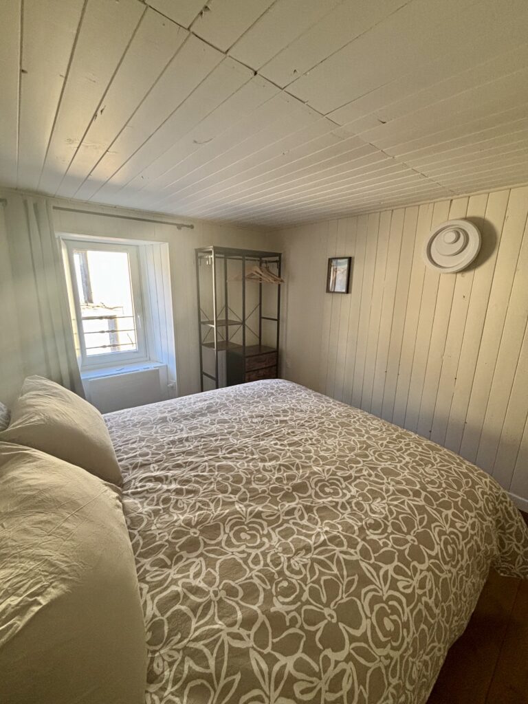 gîte avec piscine éclairée, terrain de pétanque, espace loisirs en Aveyron – Aux 12 instants